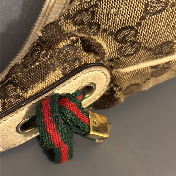 Gucci Tan Monogram canvas Shoulder Bag - Picture 1 of 16